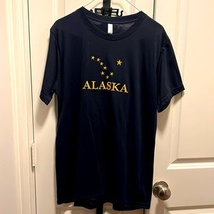 Men’s  Medium Alaska T Shirt